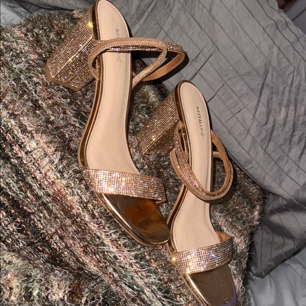 Maripe Gold Embellished Heels ~Sz 11